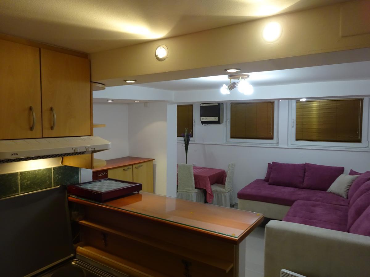Jasmin White Apartment Skopje Exteriör bild