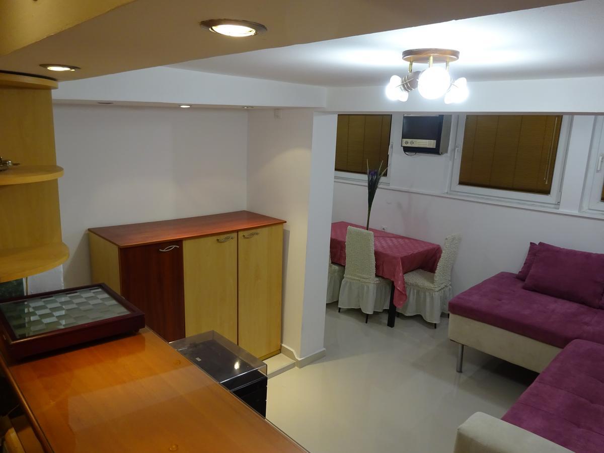 Jasmin White Apartment Skopje Exteriör bild