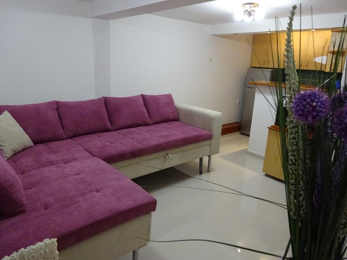 Jasmin White Apartment Skopje Exteriör bild