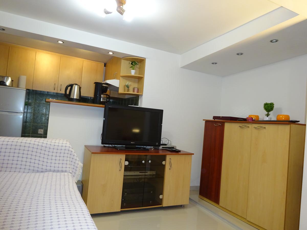 Jasmin White Apartment Skopje Exteriör bild