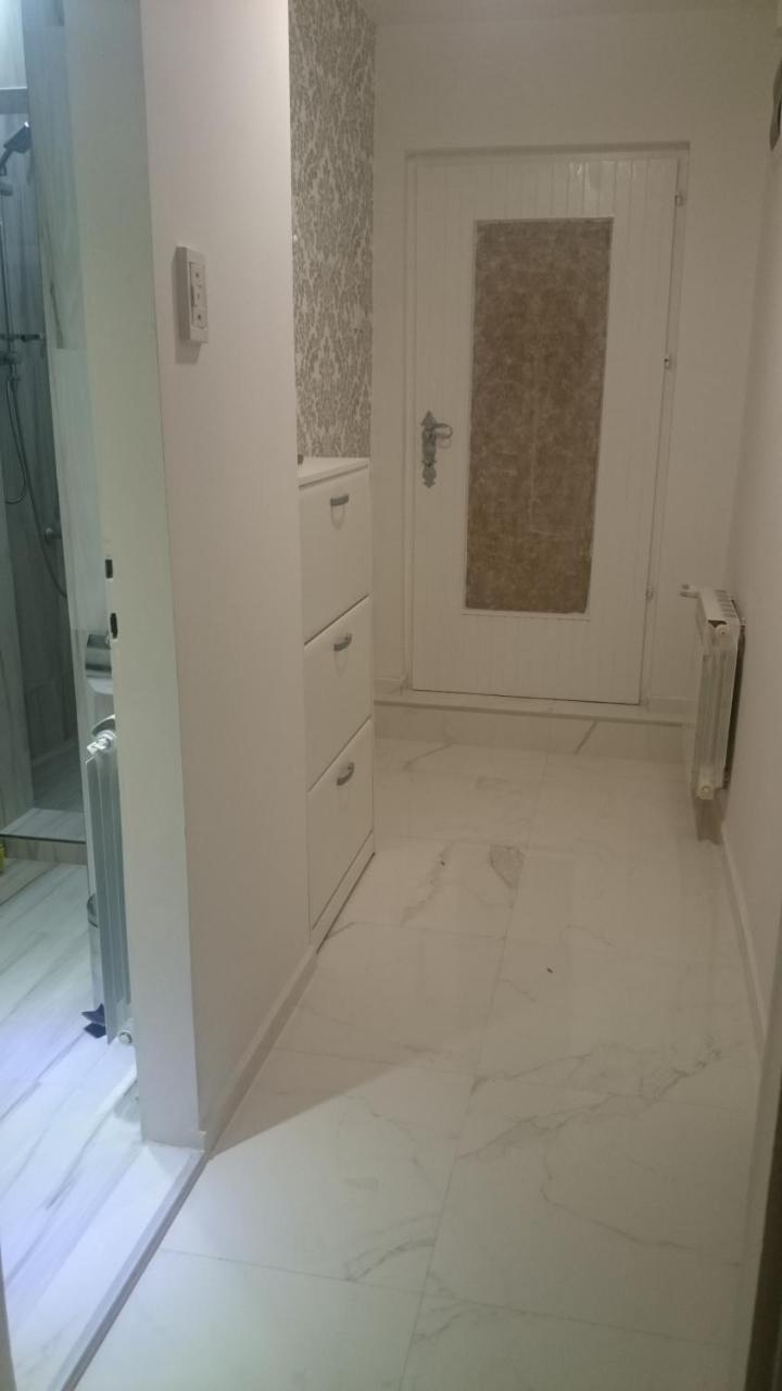 Jasmin White Apartment Skopje Exteriör bild
