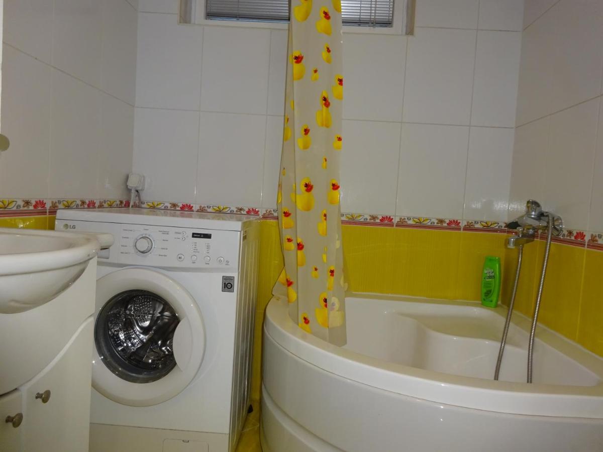 Jasmin White Apartment Skopje Exteriör bild