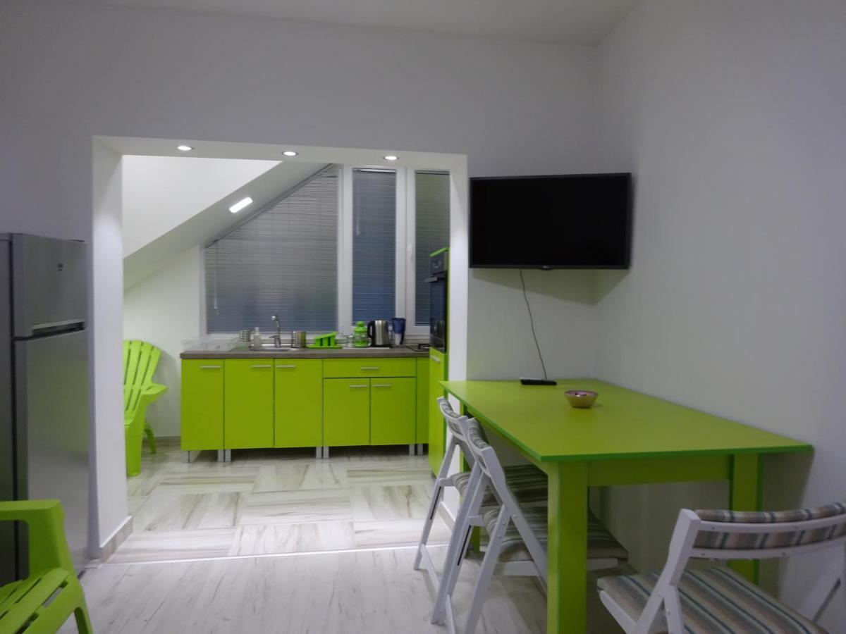 Jasmin White Apartment Skopje Exteriör bild